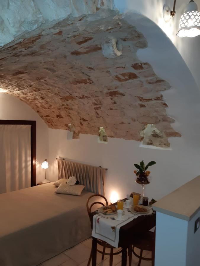 קונברסאנו Donna Lucrezia Dimora A Corte B&B מראה חיצוני תמונה